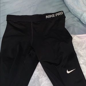 nike pro tights size medium